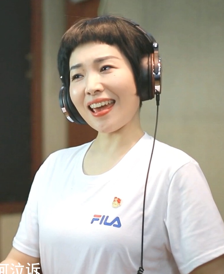 李莎