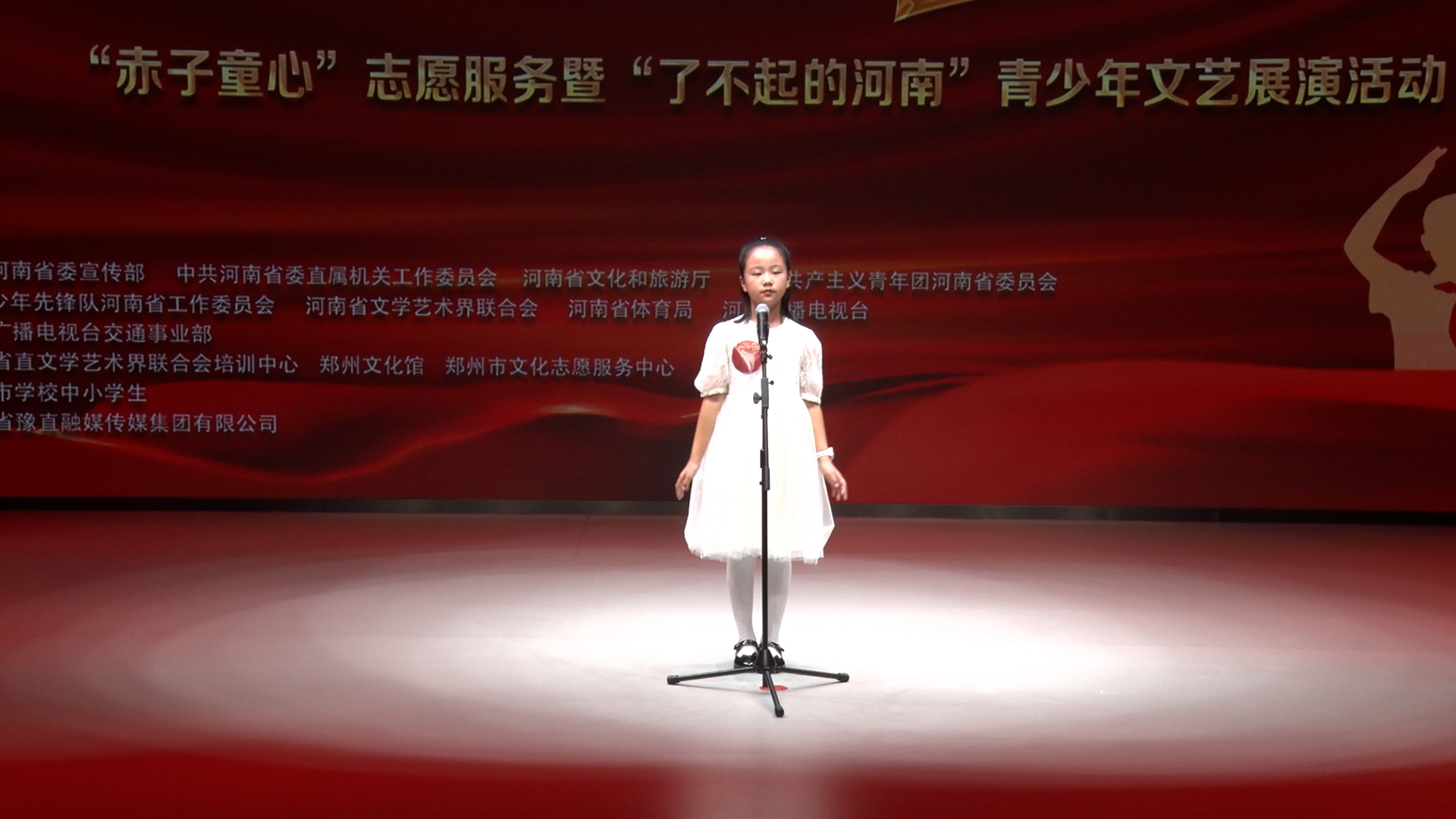 桂启萌